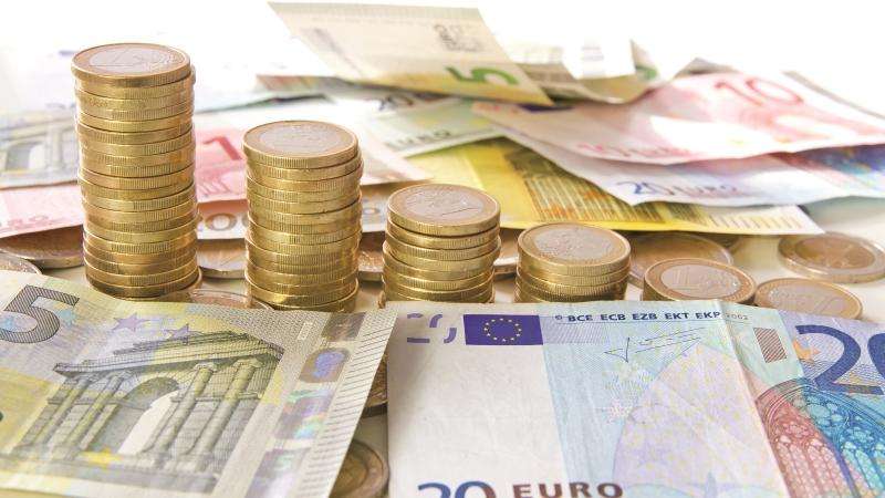 Euro nis ringritjen pas nderhyrjes se BSH â€“ Leku ende i forte, zhvlereson valutat e tjera